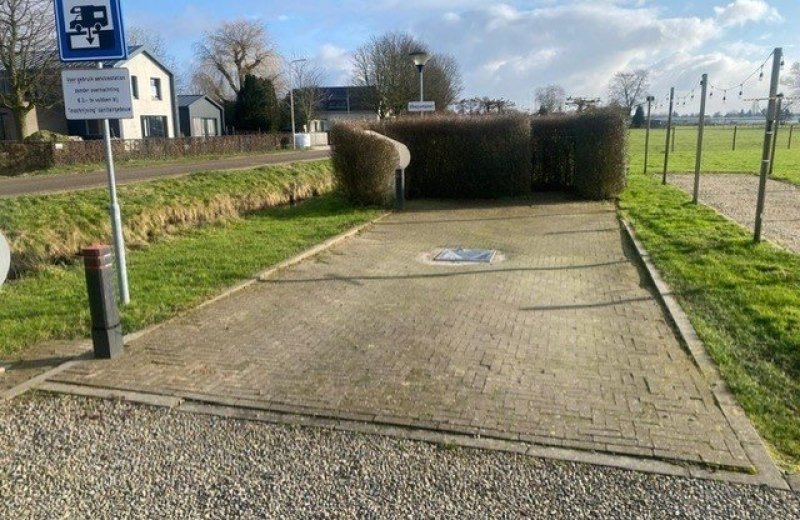 Compleet service station